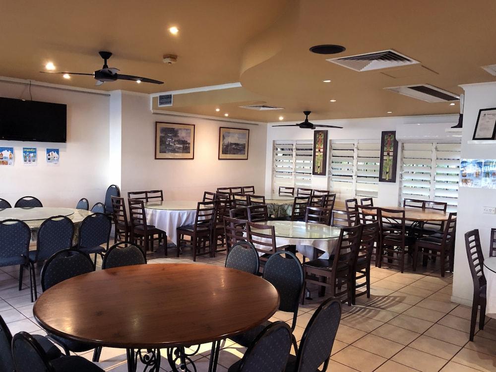 Crystal Garden Resort & Restaurant Cairns Exterior foto