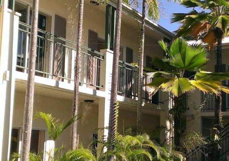 Crystal Garden Resort & Restaurant Cairns Exterior foto