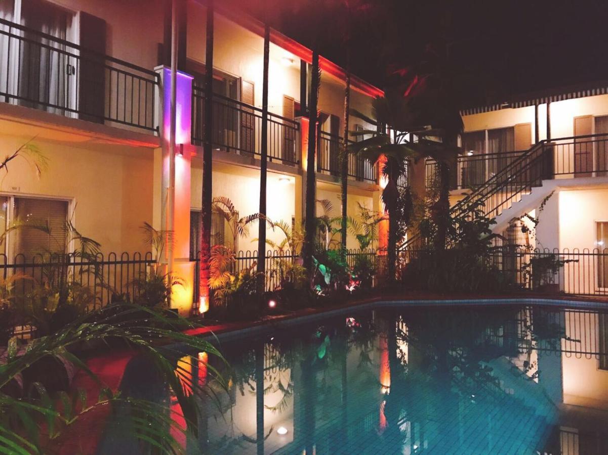 Crystal Garden Resort & Restaurant Cairns Exterior foto